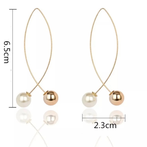 3 Earrings in 1 Gold or Silver Lightweight… - Picture 2 of 5